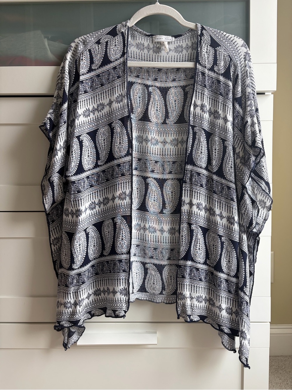 Emory Park Navy and White Paisley Open Kimono